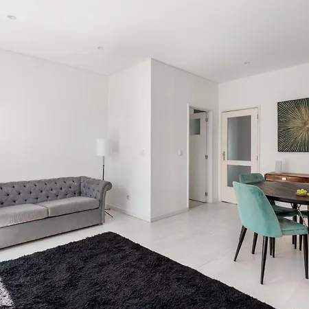 Altido Smart Flat With 2 Balconies Apartment